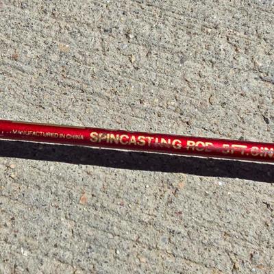 Fishing Rod & Reel Lot – Zebco 33, Red 007 Combo, & Vintage Cork Rod
