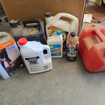 Lot of Mixed Motor Oils, Fuel Additives & Fuel Can