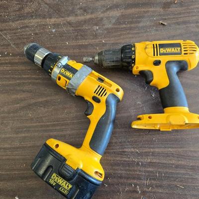 DeWalt 18V Drill Lot with Quik Driver Attachment