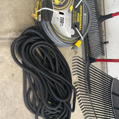 Lawn and garage broom and squeegee