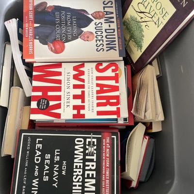 Tote of books