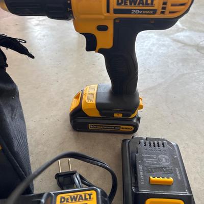 20volt Dewalt Drill with 2 batteries and 1 charger