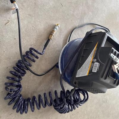 Air compressor