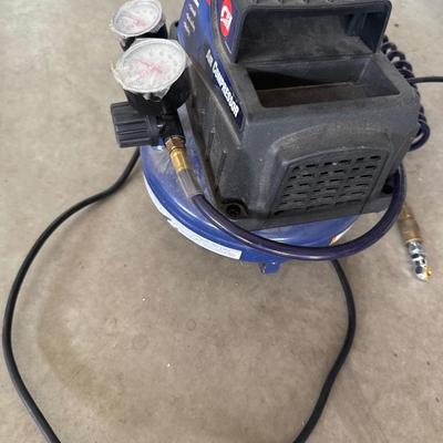 Air compressor