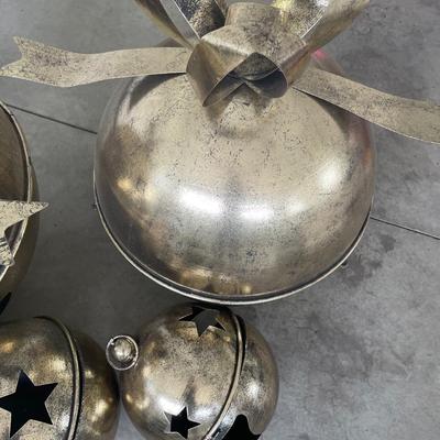 Gold bells and more decor