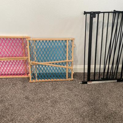 Pet/child gates