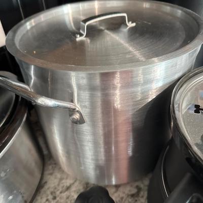 Crock pots shredded meats helper and huge pot