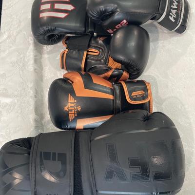 3 pairs boxing gloves