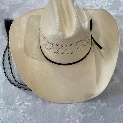 Tony Lama straw hat & cowboy theme hand towels