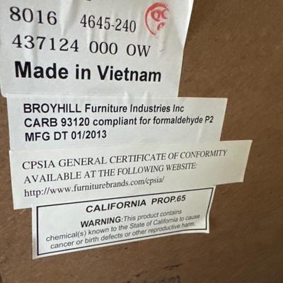 Broyhill Tall 5 drawer dresser