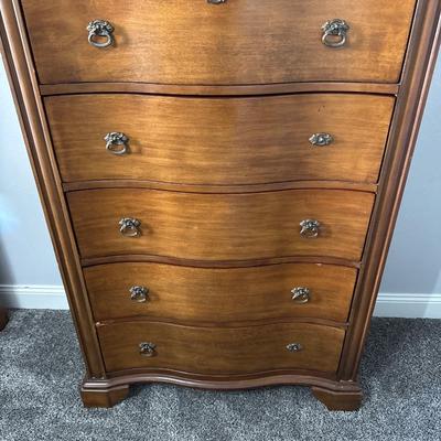 Tall 5 drawer curved front dresser