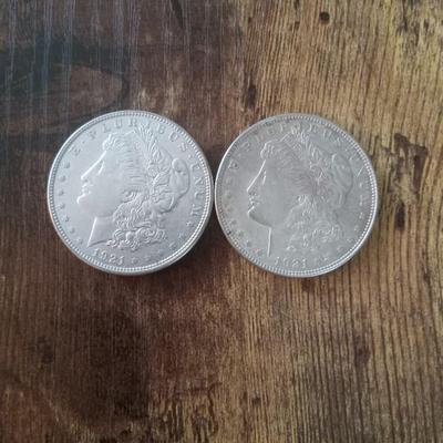 2 1921 P Morgan silver dollars