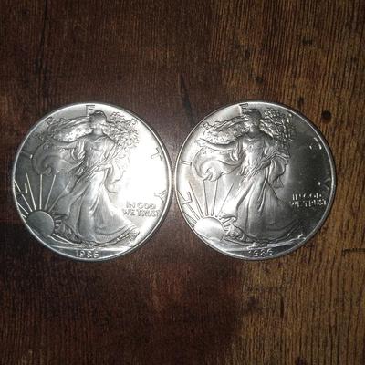 2 1986 American Eagles