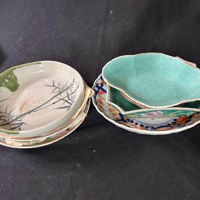 Lot of 7 ceramic dishes