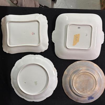 Lot of 4 Ceramic Plates