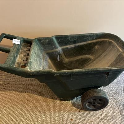 Rubbermaid Garden Cart