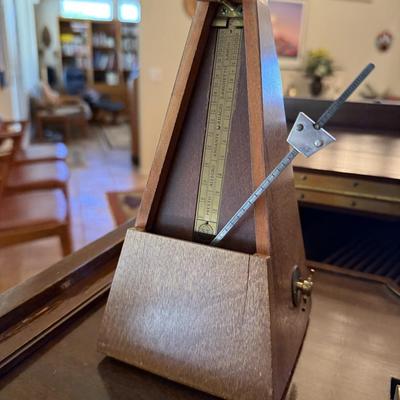 MULTIPLE ITEMS/ ALL PHOTOS TBD ON PRICE