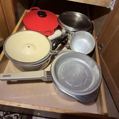 MULTIPLE ITEMS/ ALL PHOTOS TBD ON PRICE