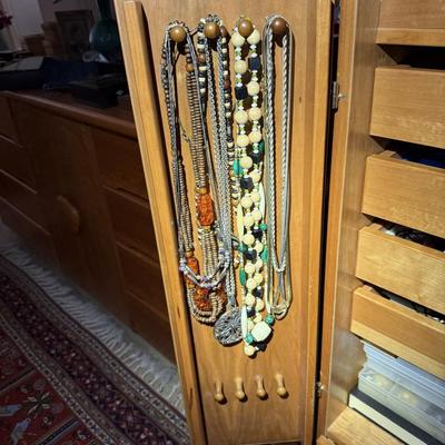 MULTIPLE ITEMS/ ALL PHOTOS TBD ON PRICE