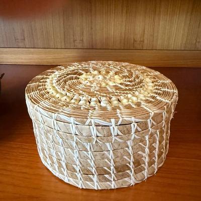 MULTIPLE ITEMS/ ALL PHOTOS TBD ON PRICE