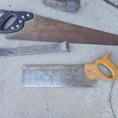Mixed Hand Tool Lot – 3 Saws, Pry Bar & Mini Sledge