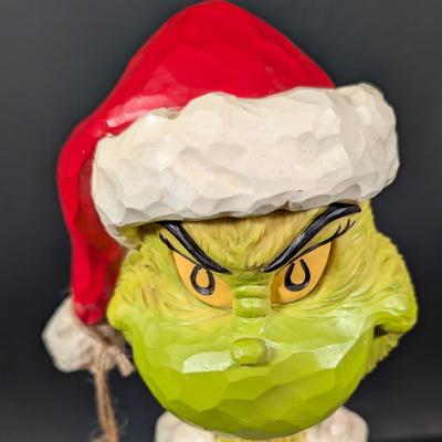 LOT 11B: Enesco Jim Shore, Dr. Suess The Grinch Statue With Folded Arms, 20 Inches High