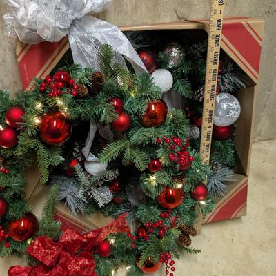 LOT 14B: Wreaths Galore, Patriotic, Christmas & Fall Styles, Large Christmas & Fall Wreaths Are NIB, Smaller Battery-Operated...