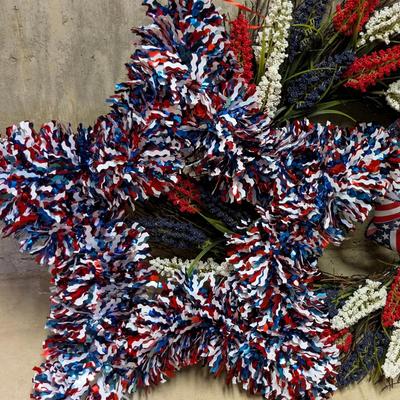 LOT 14B: Wreaths Galore, Patriotic, Christmas & Fall Styles, Large Christmas & Fall Wreaths Are NIB, Smaller Battery-Operated...