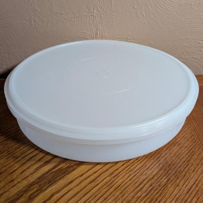 LOT 19L: Kitchen Ware, Large Stainless Steel Stock Pot, Crock Pot Model: SCV603 R Not Tested, Opaque Tupperware, Large & Smaller...
