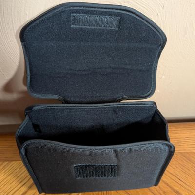 LOT 20L: Nikon Telephoto Binoculars Action 10X40 With Case, Perfect For Sporting Events Concerts & Bird Watching