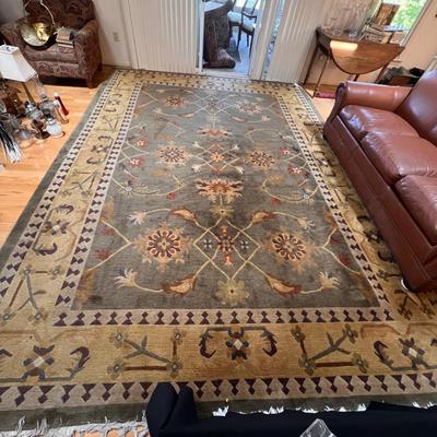 Wool Craftsman Style 10ft x 14ft Rug (LR-RG)