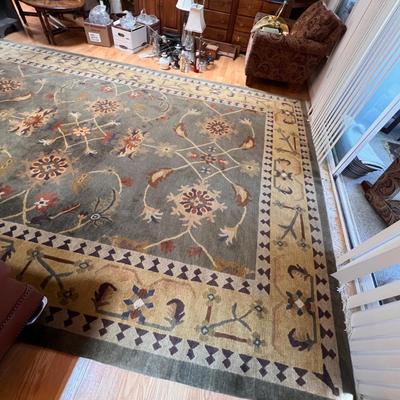 Wool Craftsman Style 10ft x 14ft Rug (LR-RG)