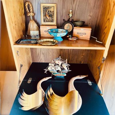 Mixed Vintage Collectibles Decor Lot