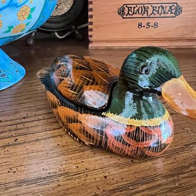 Mixed Vintage Collectibles Decor Lot