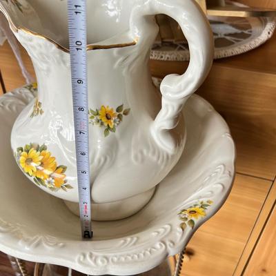 Mixed Vintage Decorative Shabby Chic Lot