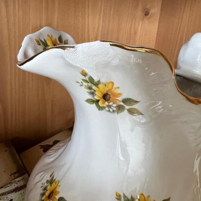 Mixed Vintage Decorative Shabby Chic Lot