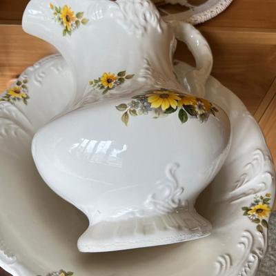Mixed Vintage Decorative Shabby Chic Lot