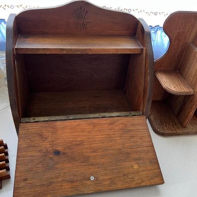 Wood Kitchen Decorative Lot - Bread Box, Wall Lamp, Trivets