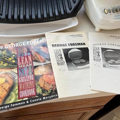 Kitchen Appliance Lot - Formans Grill, Blender, Electric Skillet