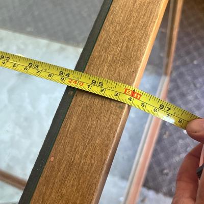 Lot 1 8 Foot display case