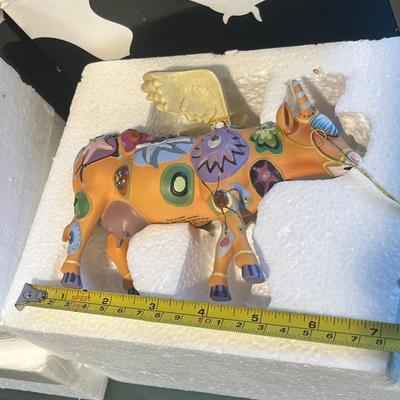 Lot 2 Cow Parade Figures