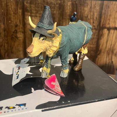 Lot 5 Cow Parade Wizard of Oz lot