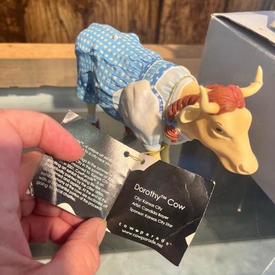 Lot 4 Cow Parade Lot of 3