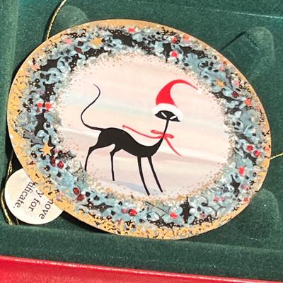 Lot 16 Buckley Moss Disk ornaments #4