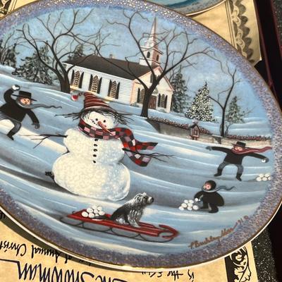 Lot 18 Buckley Moss Christmas Ltd Ed Plates #2