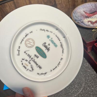 Lot 19 Buckley Moss Christmas Ltd Ed Plates #3