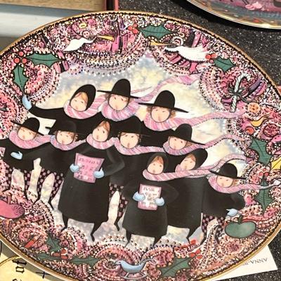 Lot 20 Buckley Moss Christmas Ltd Ed Plates #4