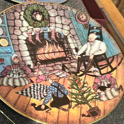 Lot 21 Buckley Moss Christmas Ltd Ed Plates #5