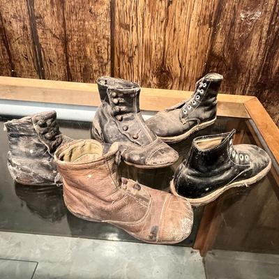 Lot 23 Vintage child's shoes