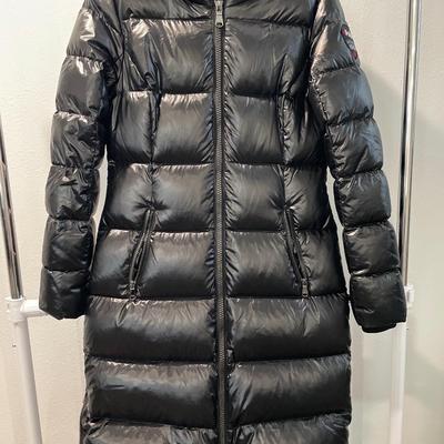 Ladies Pajar Canada size Small long winter jacket